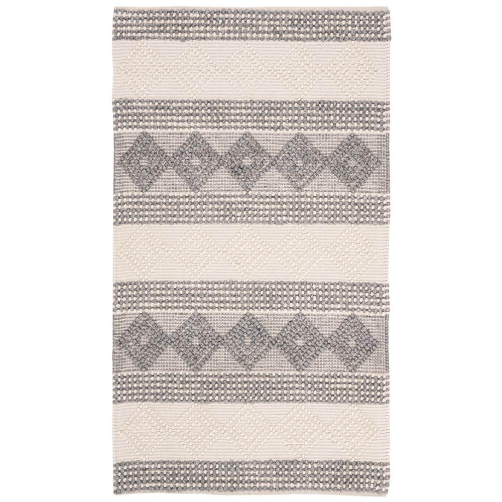 Handmade Gray and Ivory Wool Braided Square Accent Rug