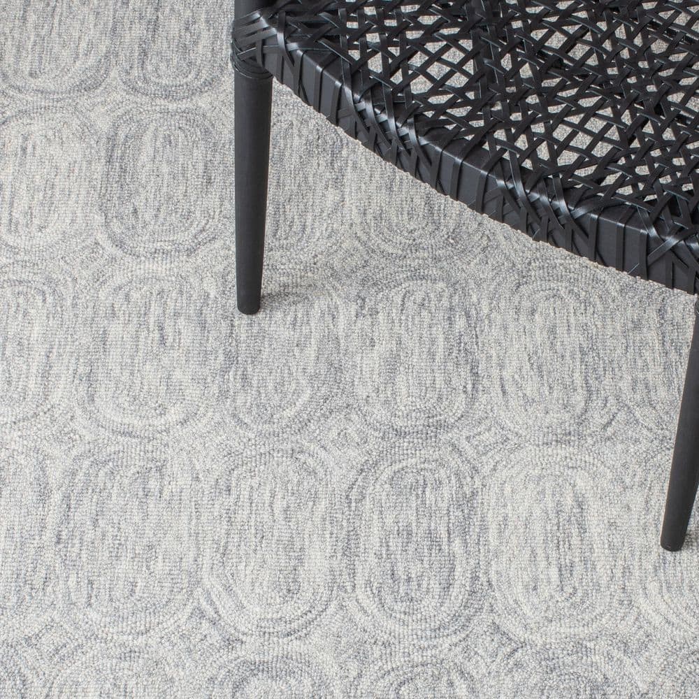 Hand-Tufted Elegance Gray Wool 6' Square Rug