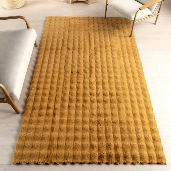 Ivana Checkered Plush Cloud Washable Gold 8 ft. x 10 ft. Indoor Area Rug