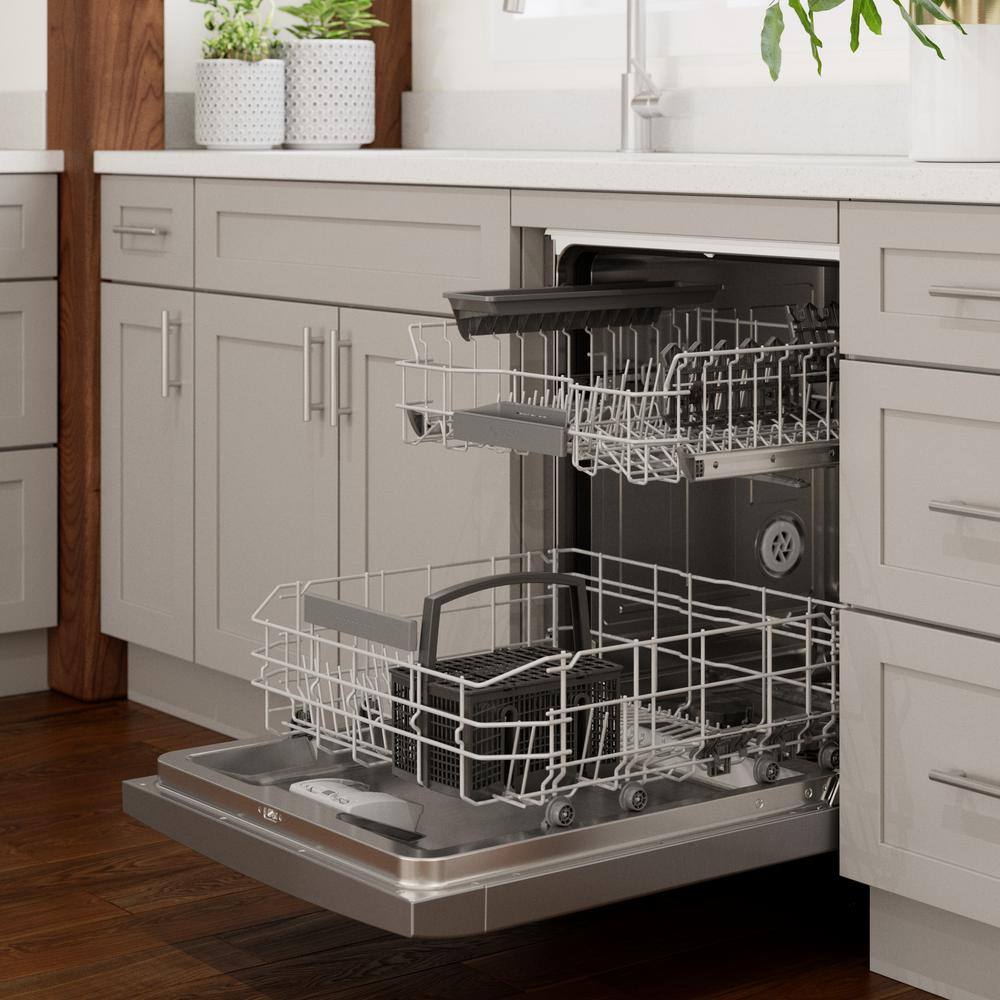 24" Stainless Steel Front Control Smart Built-In Dishwasher
