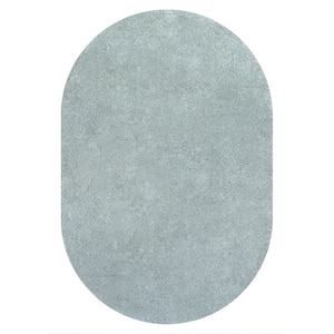 Haze Solid Low-Pile Light Blue 4 ft. x 6 ft. Oval Area Rug