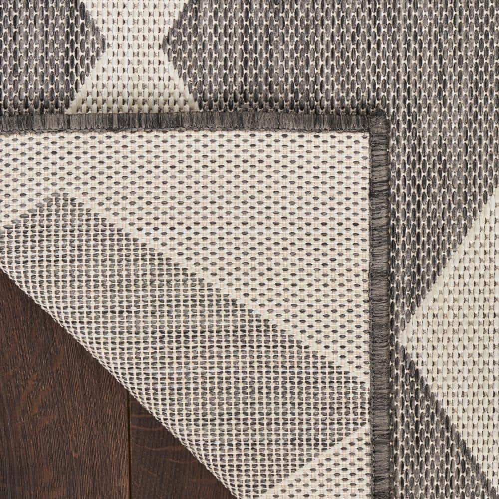 Charcoal and Off-White Diamond Pattern Synthetic 5' x 7' Rug