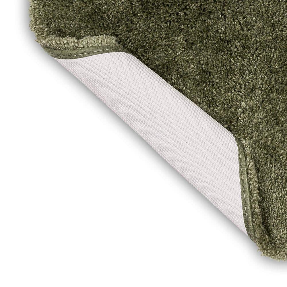 Ivy Green Plush Micro Polyester Bath Rug 17" x 24"