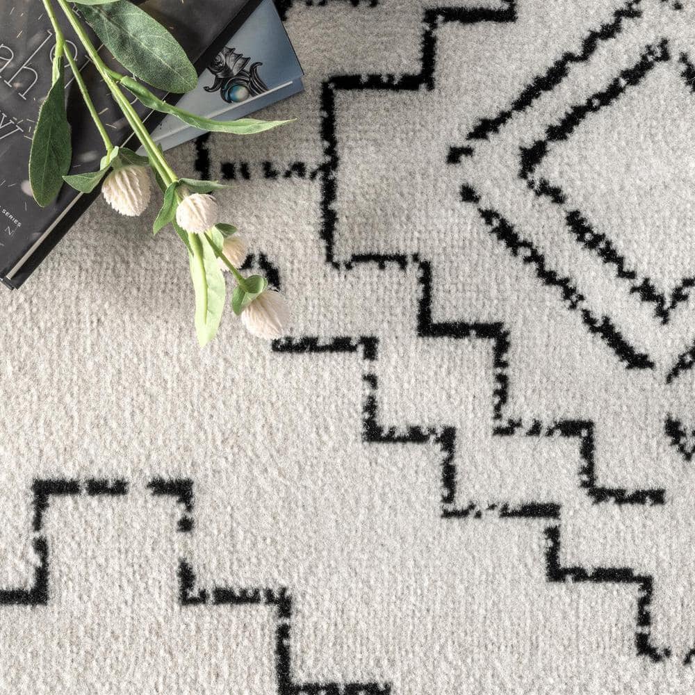 Gray Rectangular Stain-Resistant Synthetic Area Rug
