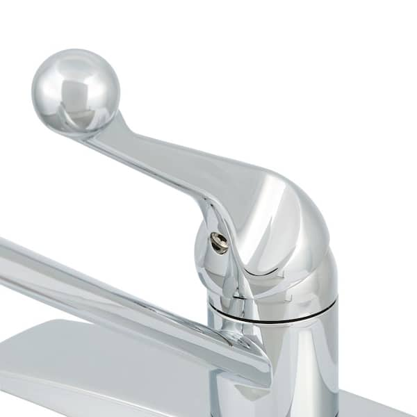 Delta Classic Single-Handle Standard Kitchen Faucet with Side