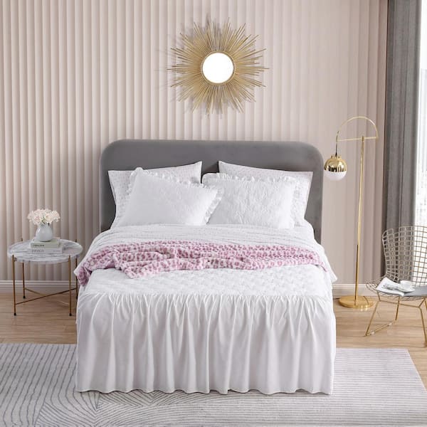 BETSEY JOHNSON Solid Microfiber 3-Piece White Full Bedspread Set  USHS8F1238299 - The Home Depot