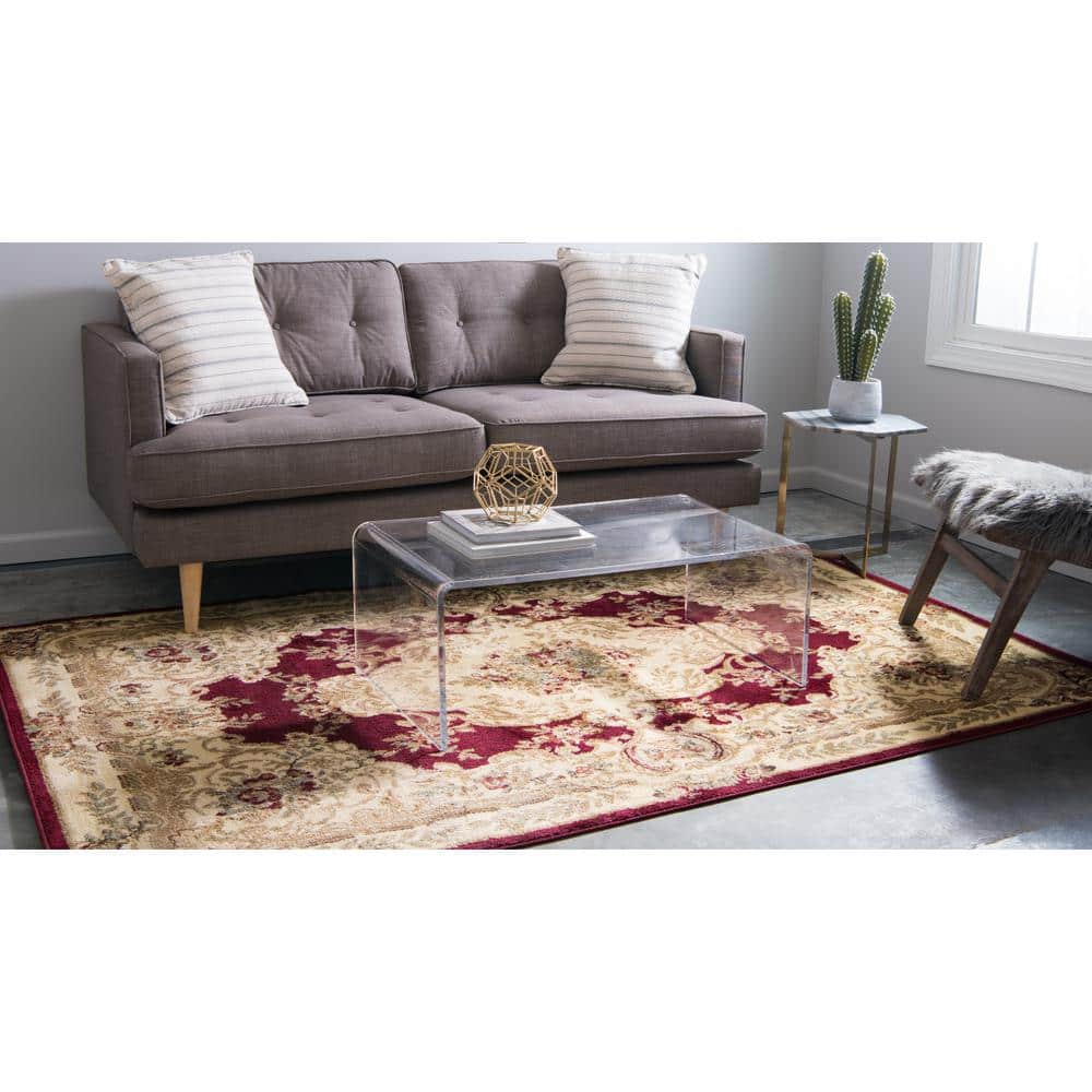 Versailles Red 6' x 9' Stain-Resistant Synthetic Rug
