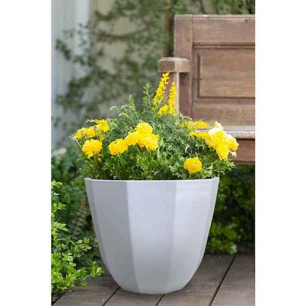 16 in. Alessi Plastic Planter White (2-Pack)