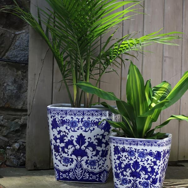 Claybarn USA Euro Ceramica ClayBarn Blue and White Camelia Garden Ceramic  Planter BGN-86-32056 - The Home Depot