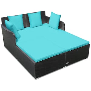 Wicker Outdoor Day Bed with 4 Pillows and Turquoise Cushions Sofa