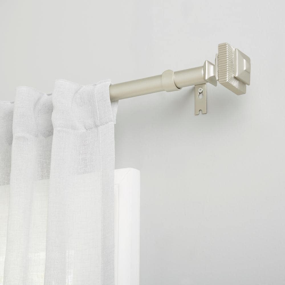 Amalgamated Textiles Adjustable Single Curtain Rod