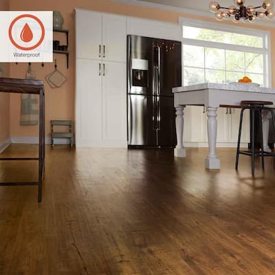 Madison 8mm/28mil Foothill Natural Oak Waterproof Click Lock Luxury Vinyl Plank Flooring - 9 in. W x 60 in. L (22.4 sqft/case