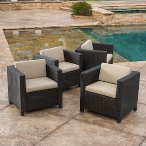 4-Piece Wicker Outdoor Lounge Chair with Beige Cushions