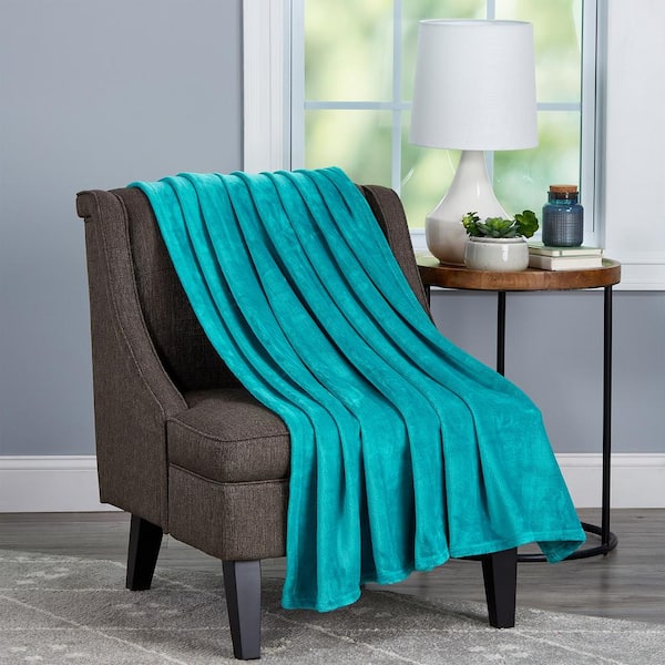 Oversized Velvet Microfiber Plush Throw Blanket