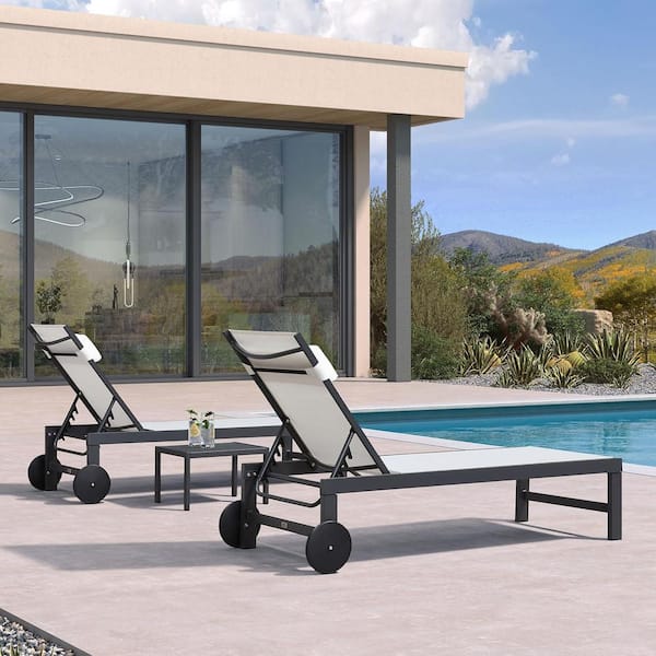 Black Frame Lounge of 3-Pieces Aluminum Outdoor Chaise Lounge with Cushion, White