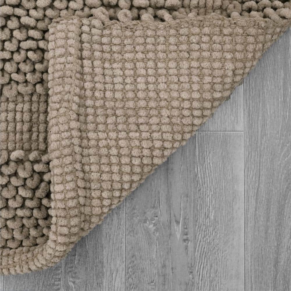 Sophie Border Brown Cotton Chenille Bath Mat 17" x 24"