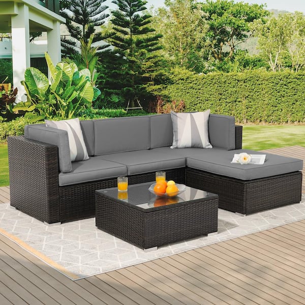 Brown wicker deals outdoor sectional