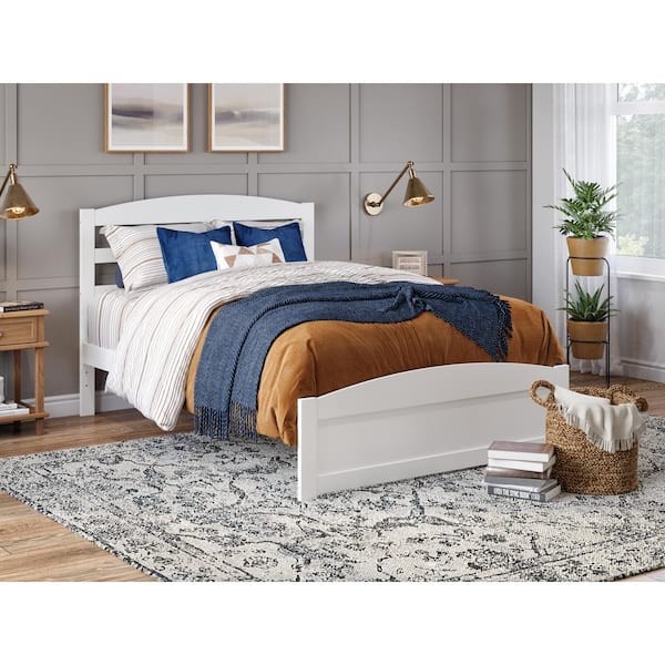 AFI Warren 53-1/2 in. W White Full Solid Wood Frame with Footboard and Attachable USB Device Charger Platform Bed