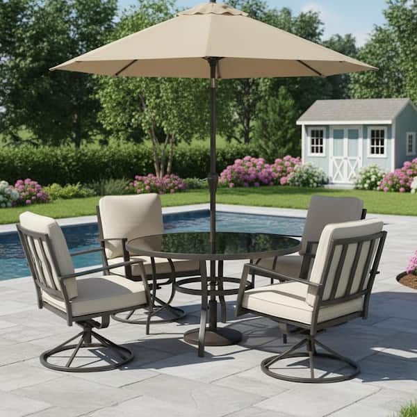 4-Piece Wicker Outdoor Dining Chairs Set with Cushions