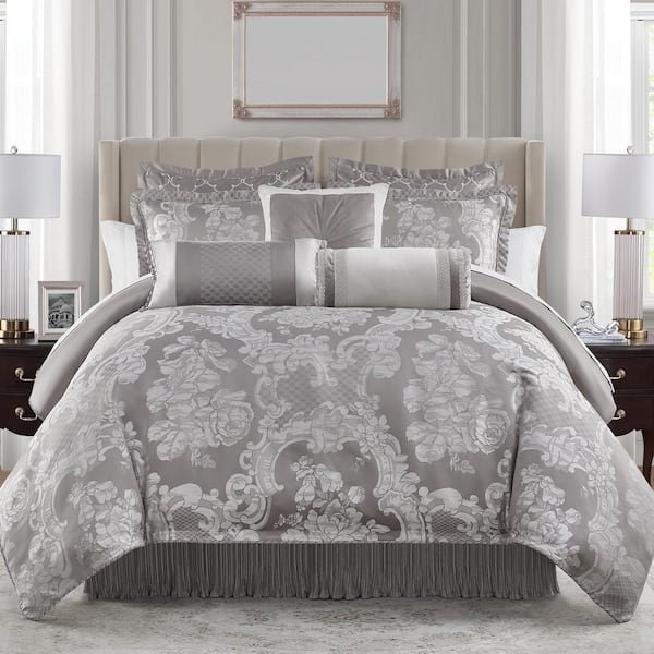 https://images.thdstatic.com/productImages/d0dbade4-f33e-401a-9b53-c1e3d2205e98/svn/waterford-comforters-6paplcew10903qu-64_600.jpg
