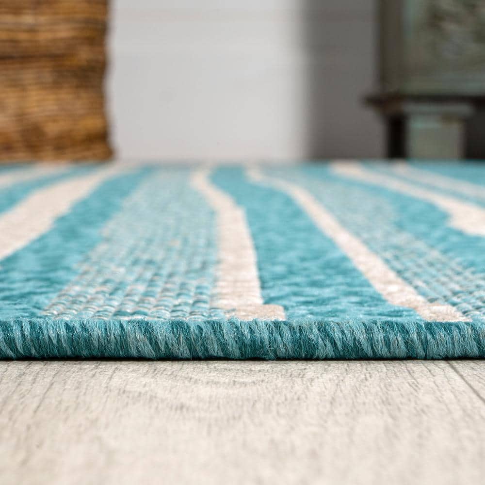 Aqua and Cream Stripe Synthetic 4' x 6' Indoor/Outdoor Rug