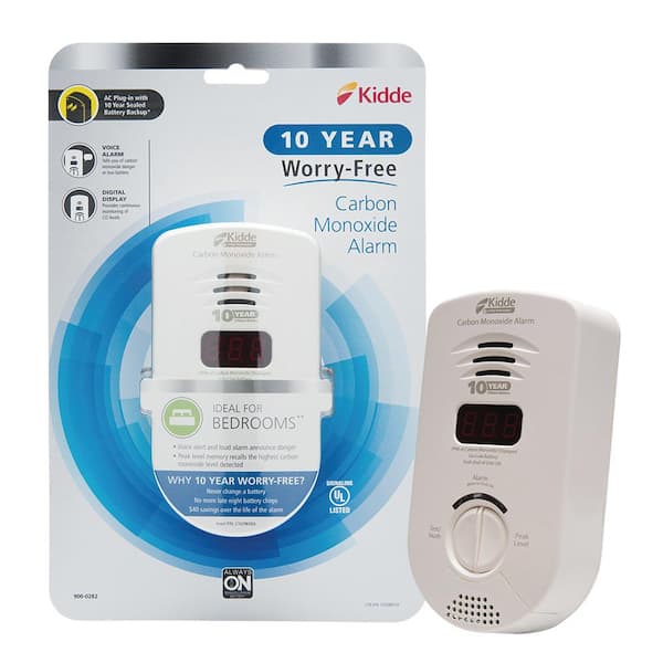 Kidde 10 Year Worry-Free Plug-In Carbon Monoxide Detector with Battery Backup, Digital Display, and Voice Alarm