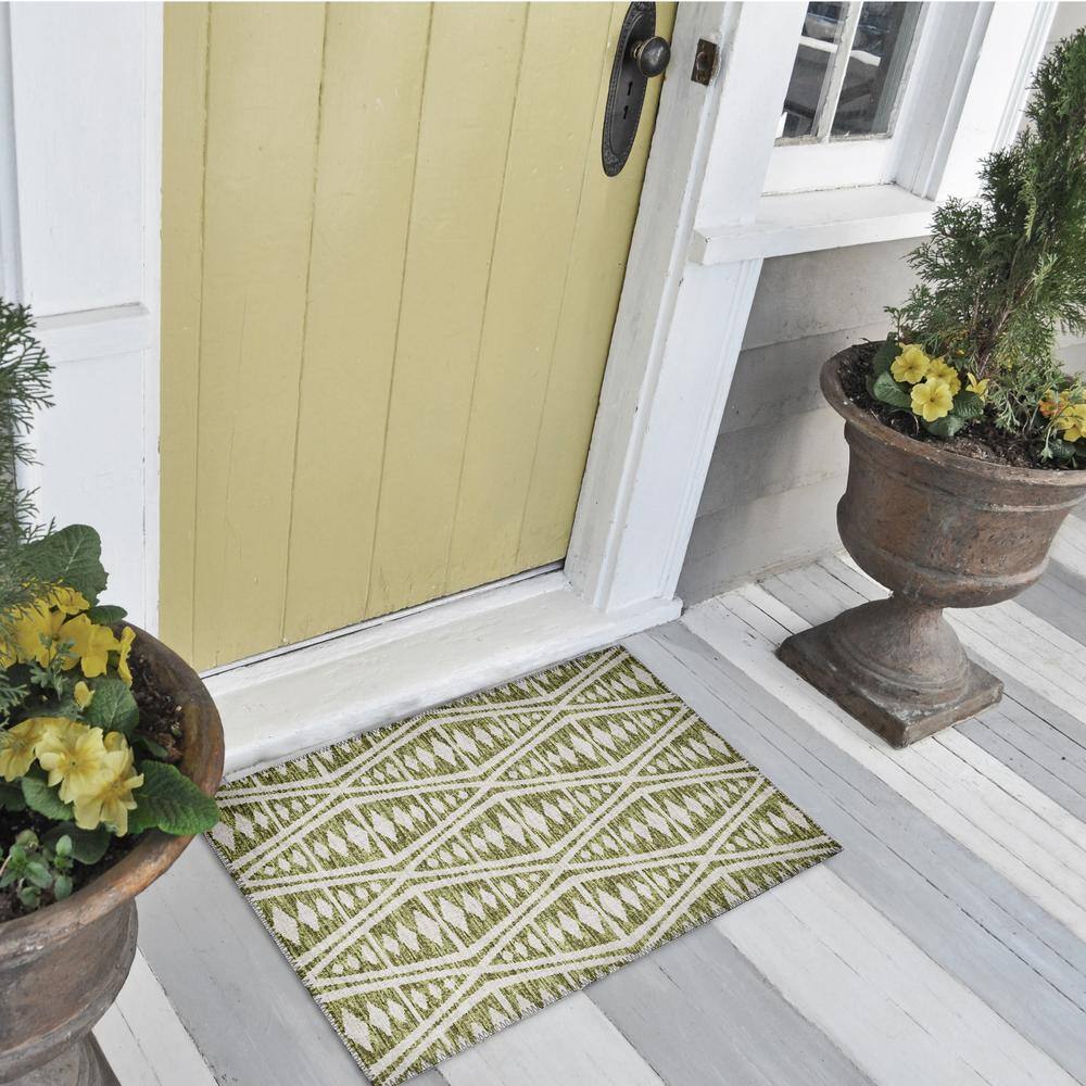 Addison Rugs Indoor/ Outdoor Addison Yuma Southwest Tribal WashableArea Rug 1'8" x 2'6" - Olive