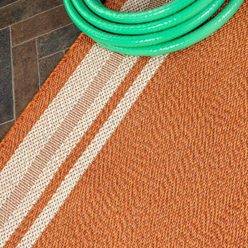 Ivory Stripe Easy-Care 4' x 6' Synthetic Indoor/Outdoor Rug
