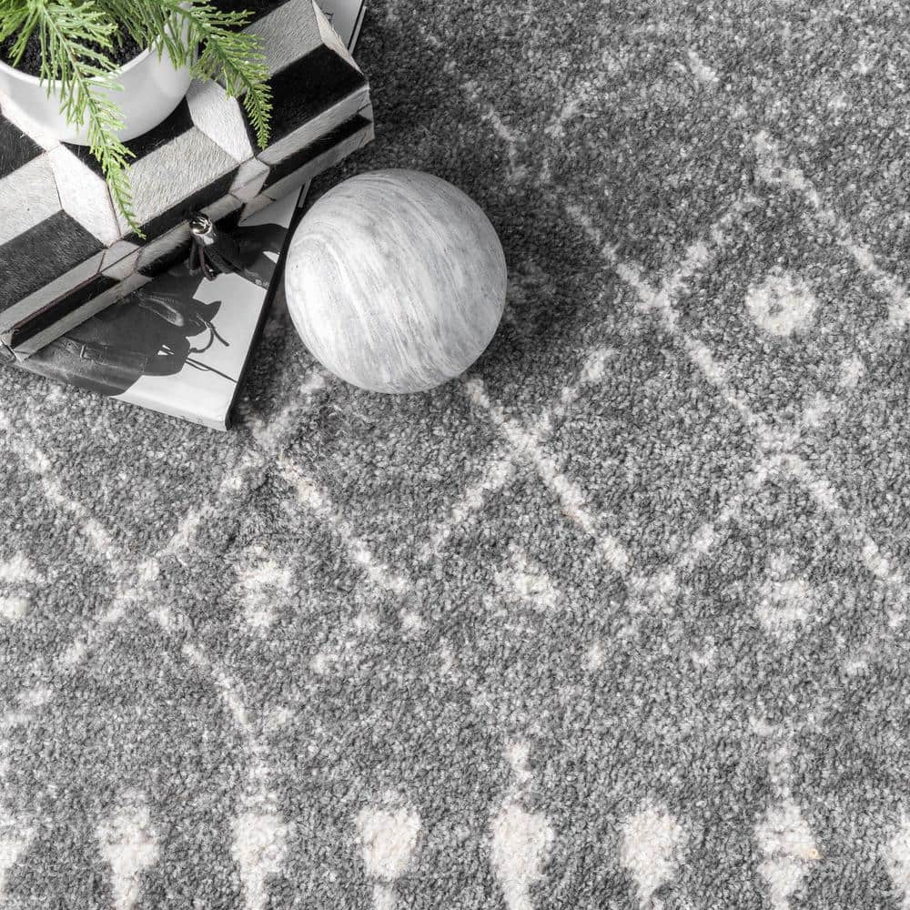 Dark Gray Moroccan Trellis Reversible Area Rug, 8' x 11'