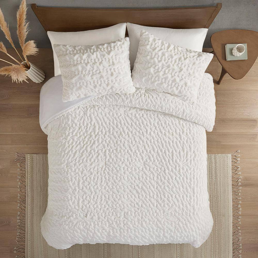 Ivory Ruched Faux Fur Full Comforter Set with Microfiber