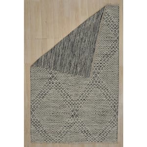 Handwoven Wool Black 4 ft. x 6 ft. Contemporary Geometric Punja Killim Area Rug