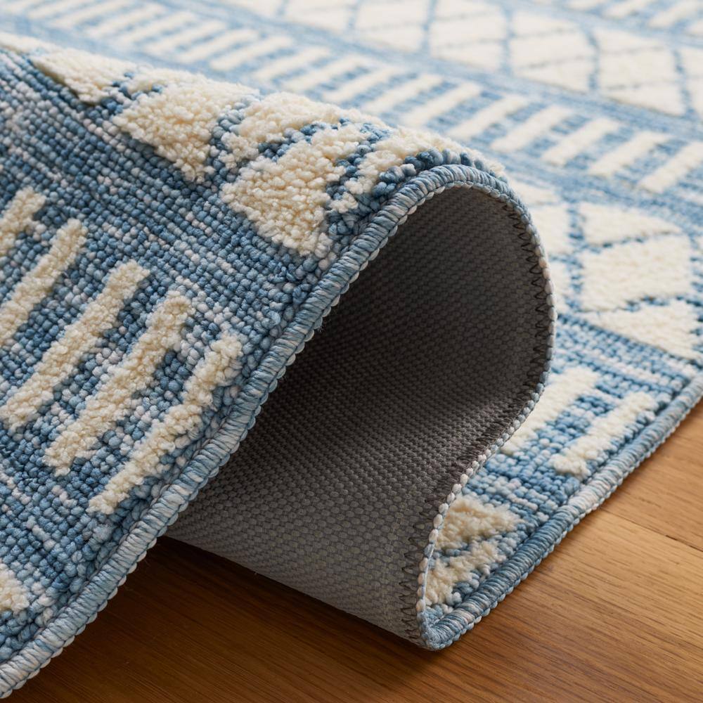 Ivory and Blue Washable Synthetic Area Rug, 3' x 5'