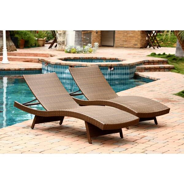 DEVON & CLAIRE Everly Brown 2-Piece Wicker Outdoor Chaise Lounge