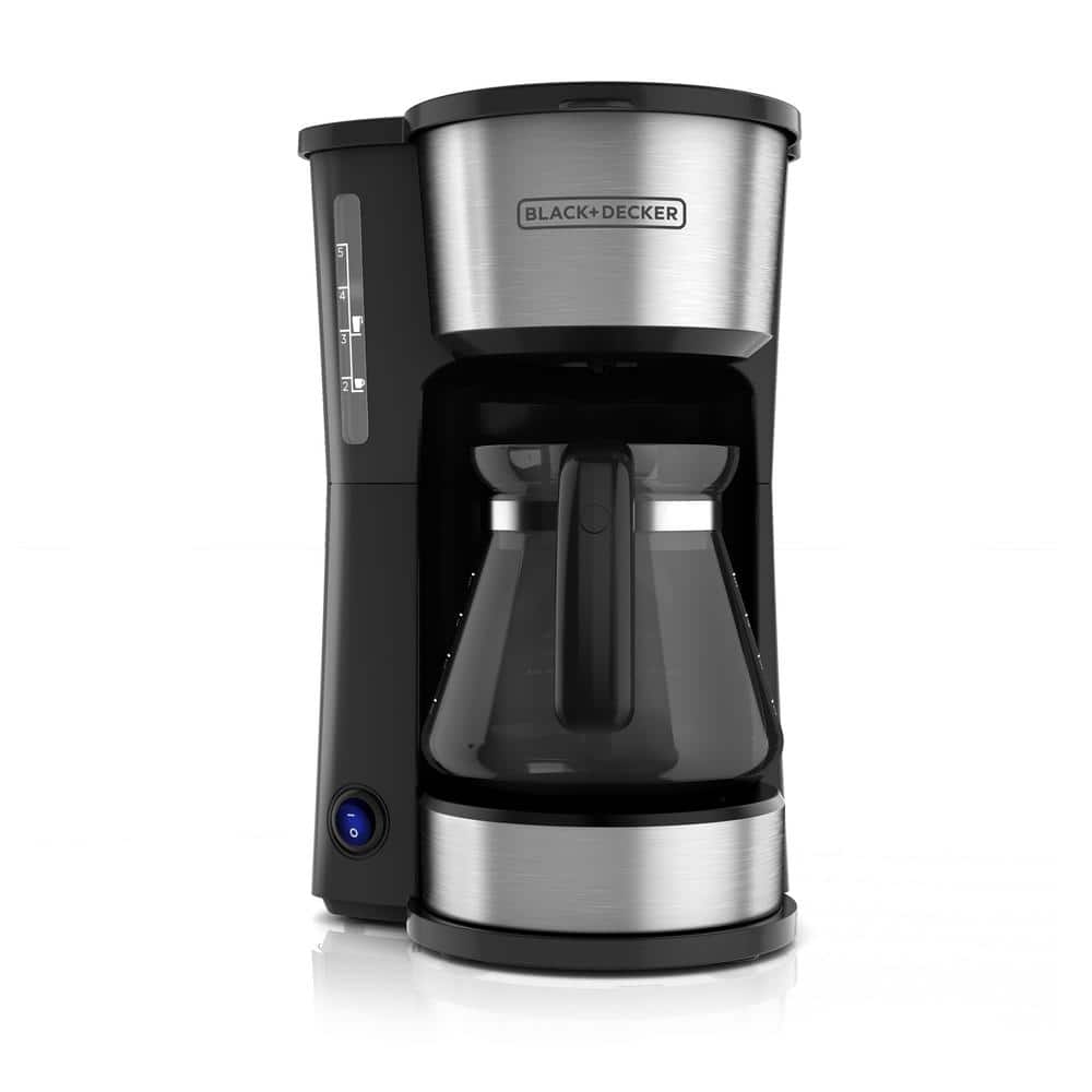 https://images.thdstatic.com/productImages/d123be96-d046-4c4b-8df2-d9a950fd5b66/svn/black-and-stainless-steel-black-decker-drip-coffee-makers-cm0755s-64_1000.jpg