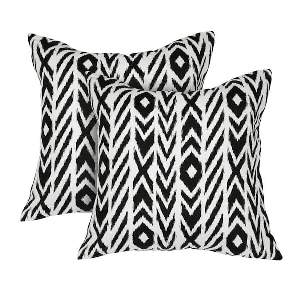 Astella Fire Island Charcoal Square Outdoor Accent Lounge Throw Pillow (Set of 2)