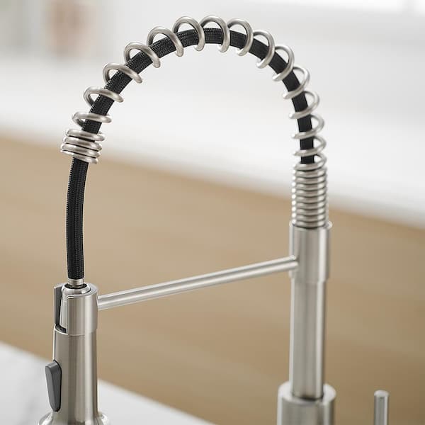 Single Handle Pull Down Sprayer Kitchen Faucet with Dual Function Spray head in Brushed Nickel