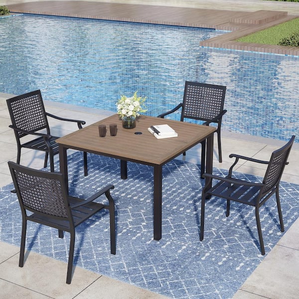 PHI VILLA 5-Piece Metal Patio Outdoor Dining Set with Square Brown Slat Tabletop and Bull's Eye Pattern Dining Chairs