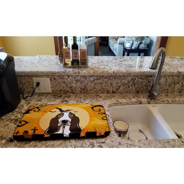 Caroline's Treasures 14 in. x 21 in. Multi-Color Halloween Basset Hound Dish Drying Mat