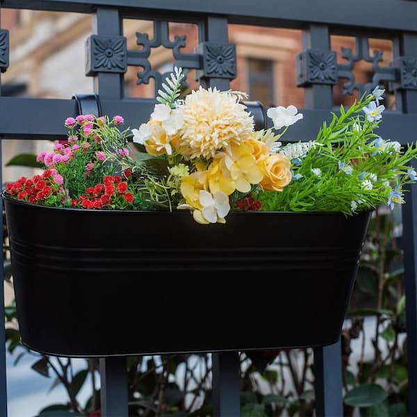 Justincity 16 in. Black Metal Railing Hanging Drainage Flower Box Planter Fence Deck Patio Outdoor Planters 3-Pieces