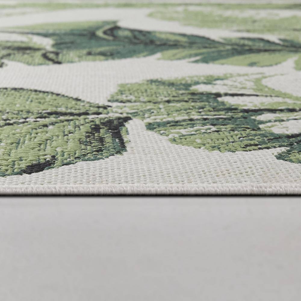 Green and White Floral Braided Synthetic 5' x 7' Area Rug