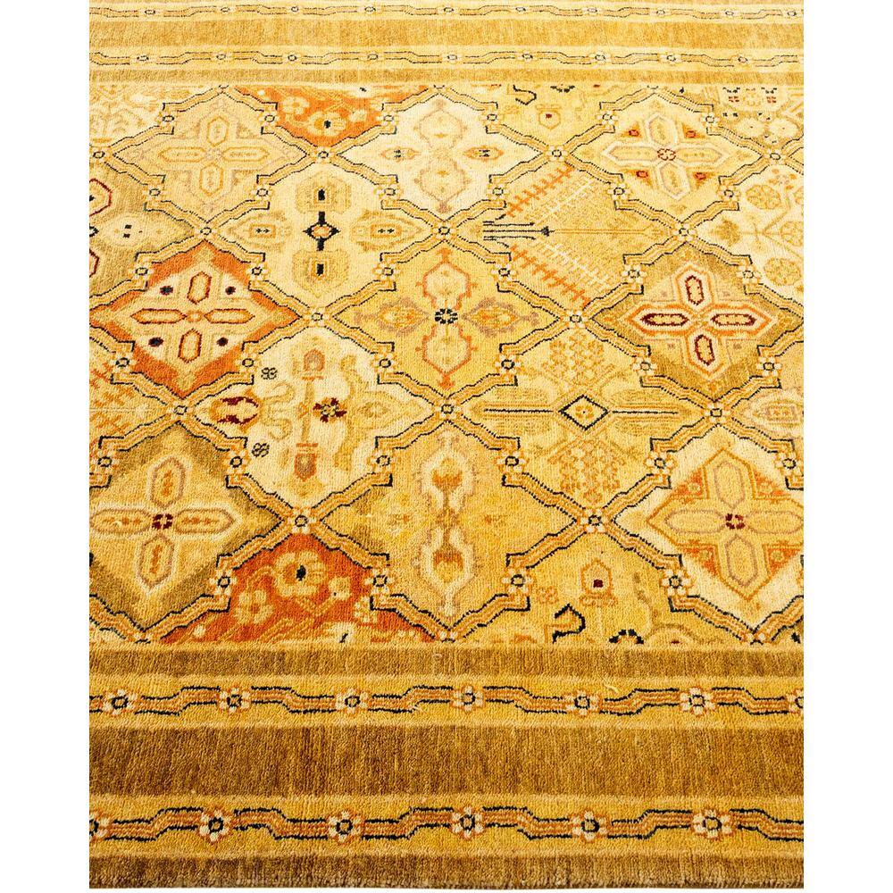 Golden Hand-Knotted Wool Rectangular Area Rug 4'3" x 6'2"
