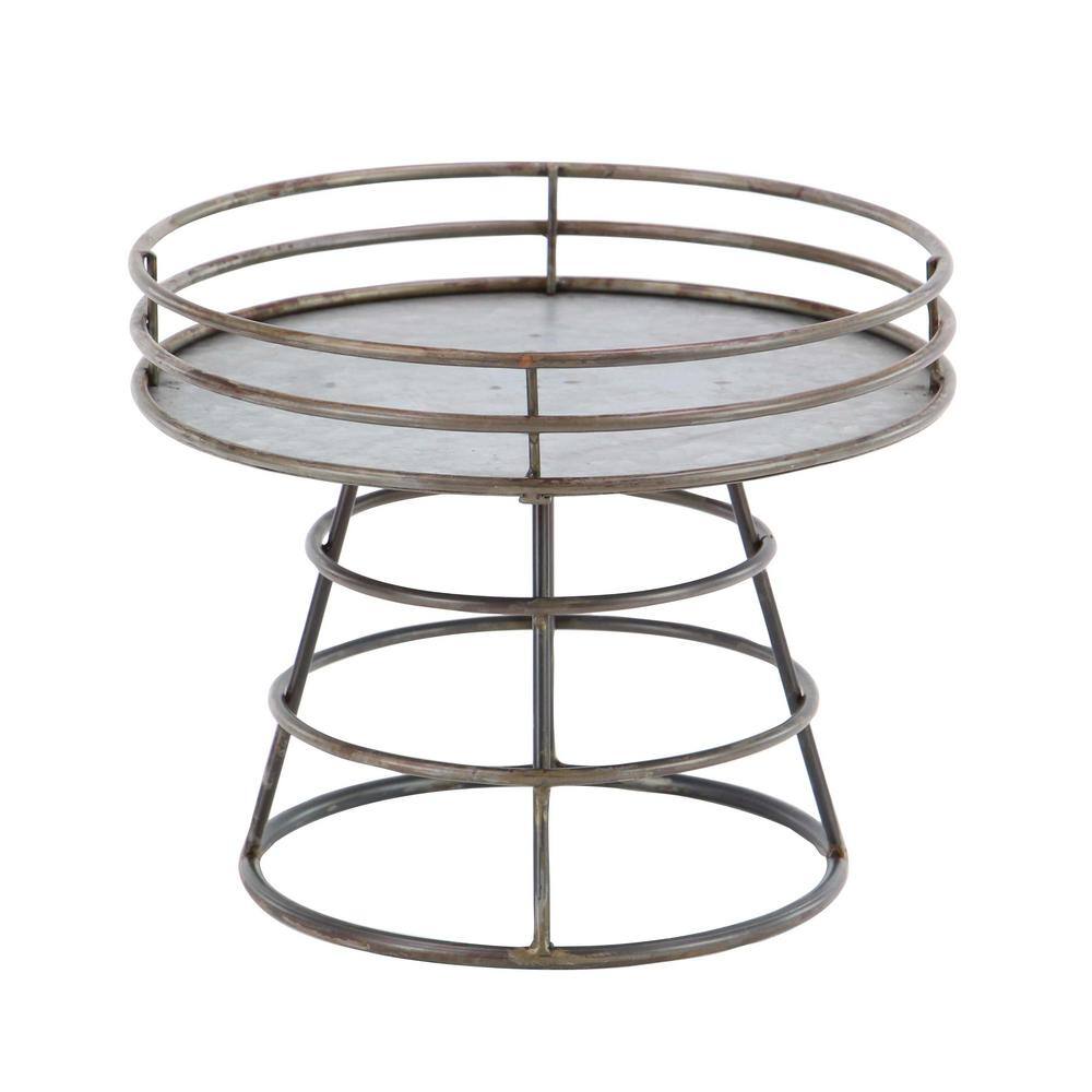 Gray Metal Round Farmhouse Cake Stand, 12" x 10"