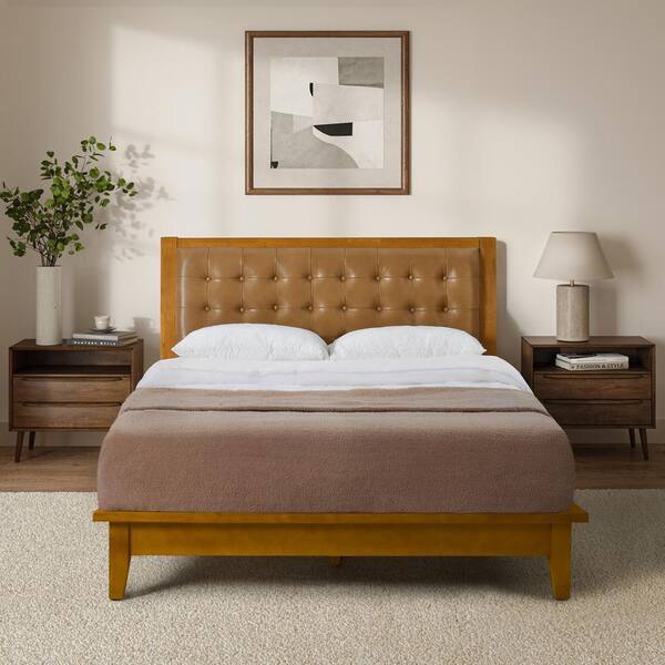 JAYDEN CREATION Javiera Brown 89 in. W Button-Tufted Genuine Leather Solid Wood King Size Platform Bed with Charging Port
