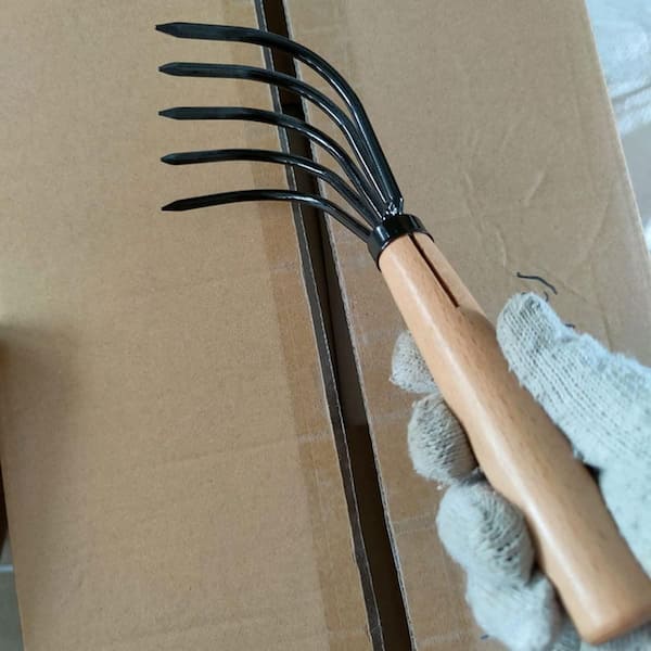 Dyiom 5.5 in. Japanese Ninja Claw Rake and Hand Cultivator