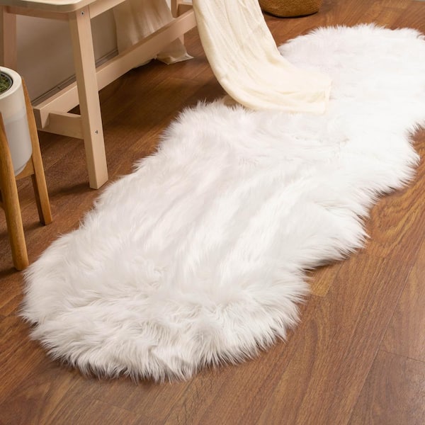 Super Area Rugs Serene Silky Faux Fur, White Fuzzy Living Room Rugs