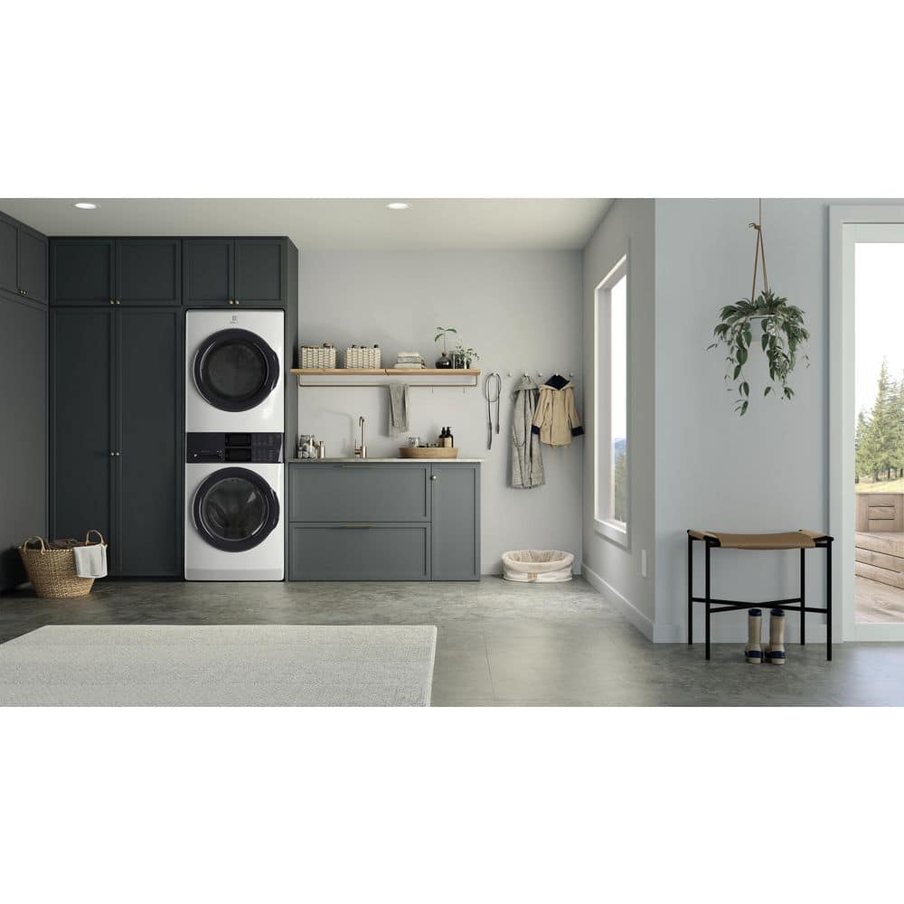 White Gas Stacked Washer and Dryer Set with Energy Star