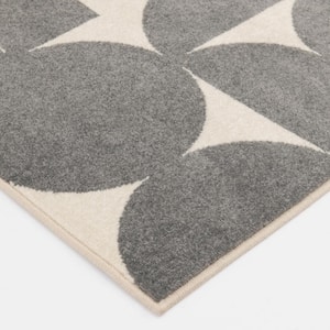 Tecopa Sevella Gray 2 ft. x 6 ft. 7 in. Geometric Polypropylene Indoor/Outdoor Area Rug