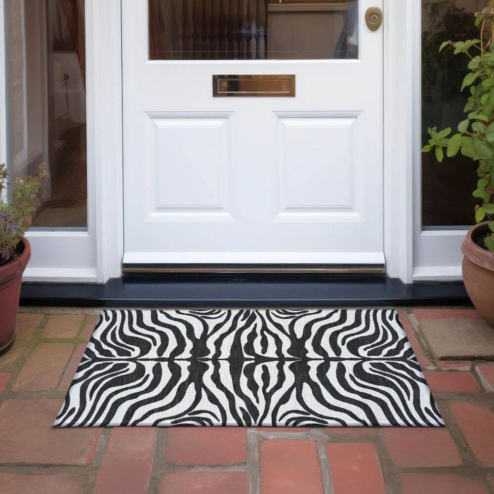 Black and White Zebra Pattern Washable Synthetic Rug