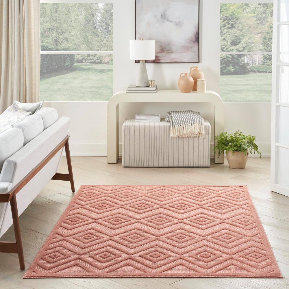 Coral Diamond Delight 6' x 9' Flatwoven Synthetic Area Rug