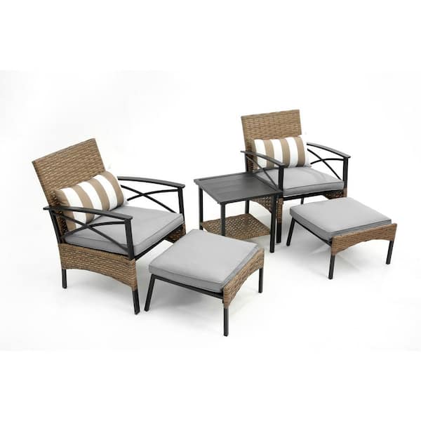 maocao hoom Brown Wicker Outdoor Chaise Lounge with Gray Cushions